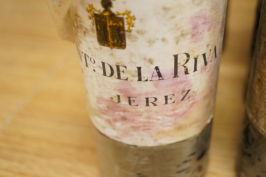 M. Antonio De La Riva, Jerez-Xeres- Sherry, nine bottles